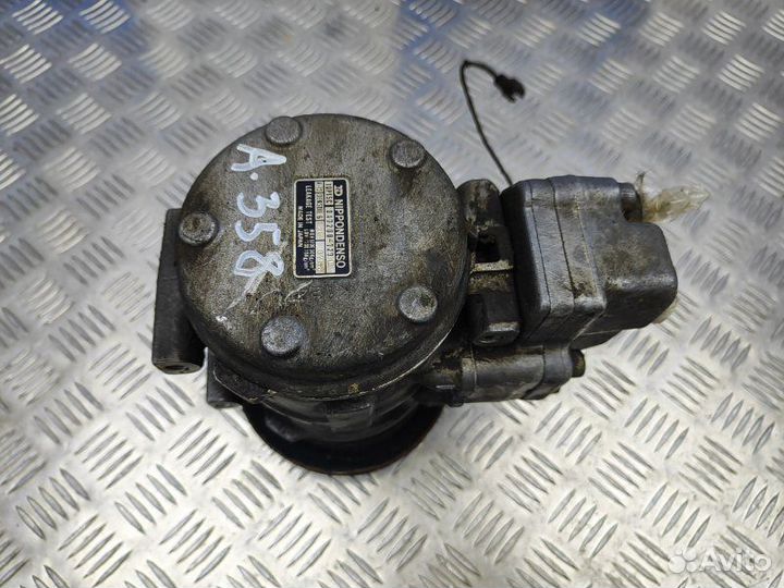 Компрессор кондиционера Toyota Town Ace YR30 2.0