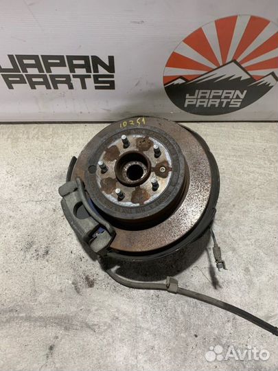 Цапфа задняя левая Opel Antara