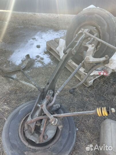 Продам балку ниссан атлас