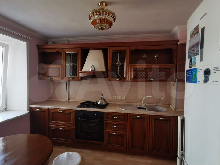 3-к. квартира, 64 м², 6/10 эт.
