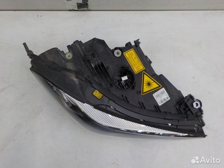 Фара правая BMW 8 2018
