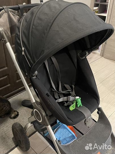 Прогулочная коляска stokke scoot