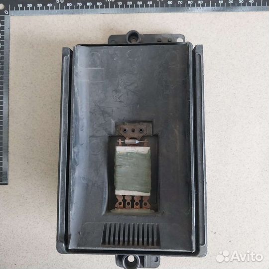 Резистор отопителя Volkswagen Golf 4