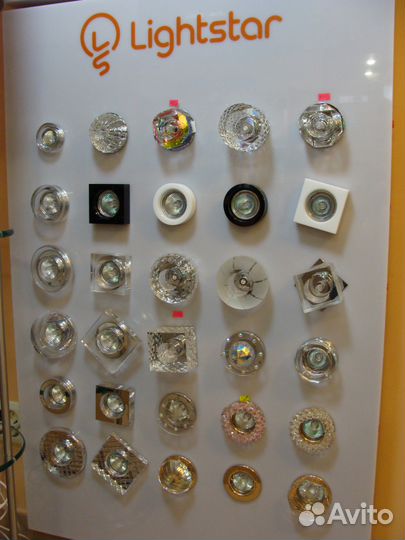 Светильники встраив. под лампы G4, GU5,3; E14; E27