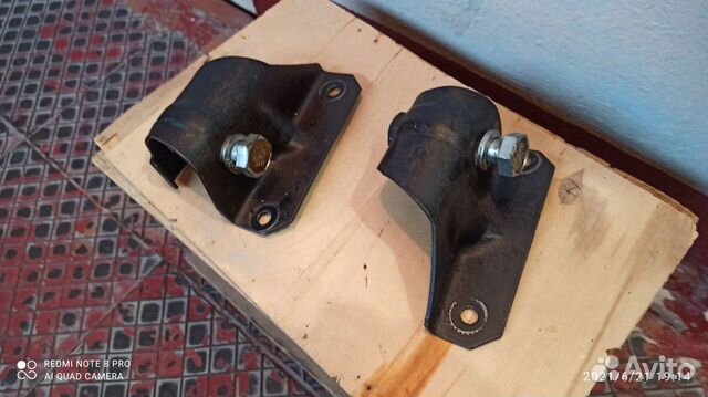 Кронштейны бампера ваз-2107 задние