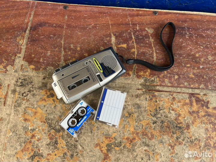 Диктофон olympus кассетный