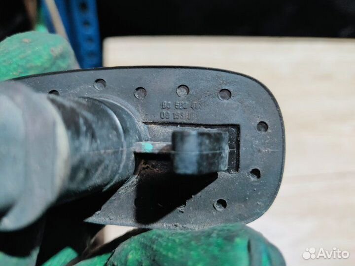 Повторитель в крыло Opel Astra G 2002