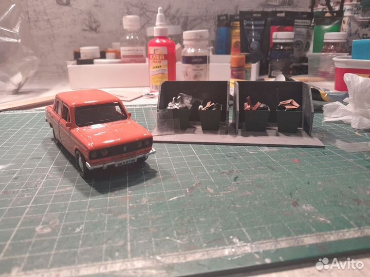 Модели в масштабе 1:43. Макет мусорных баков 1:43