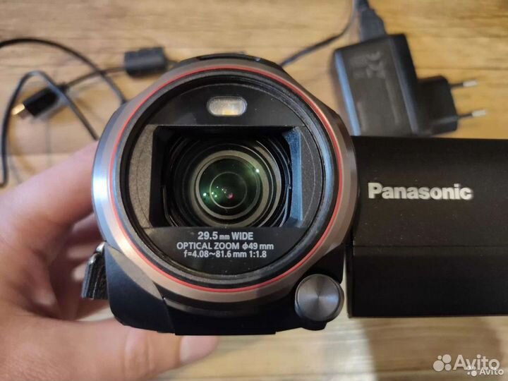 Видеокамера Panasonic hc v770