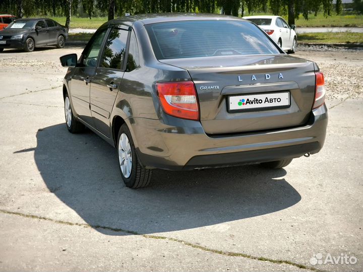 LADA Granta 1.6 МТ, 2019, 100 000 км