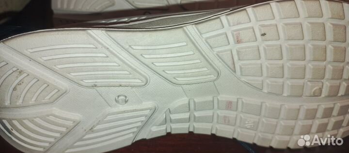 Кроссовки мужские 44р