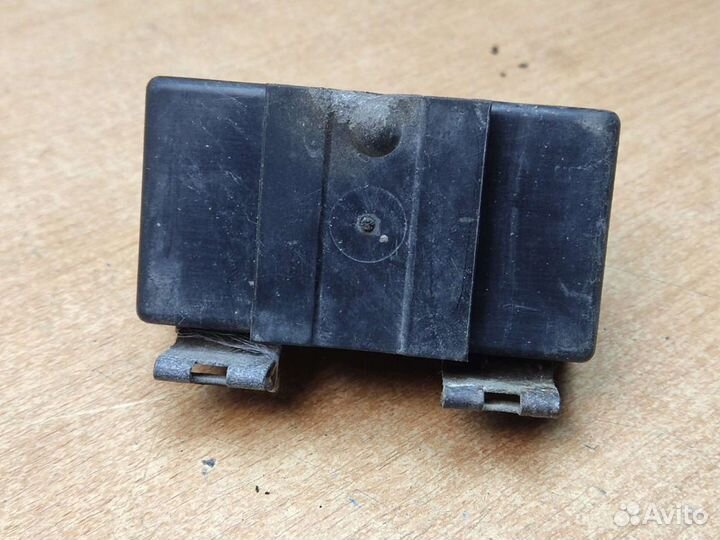 Реле вентилятора, Volvo 960