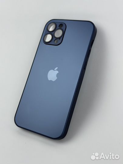 Чехол на iPhone