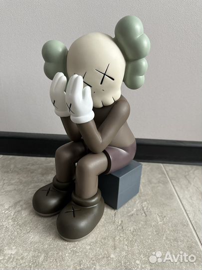 Фигурка Kaws