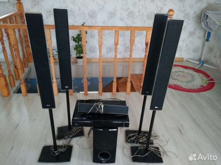 Домашний кинотеатр. JG в отличном состоянии