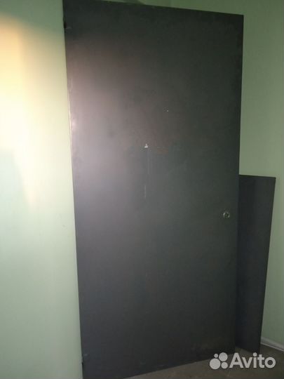 Дверь входная металлическая