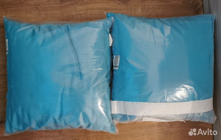 Подушки в чехлах 50х50