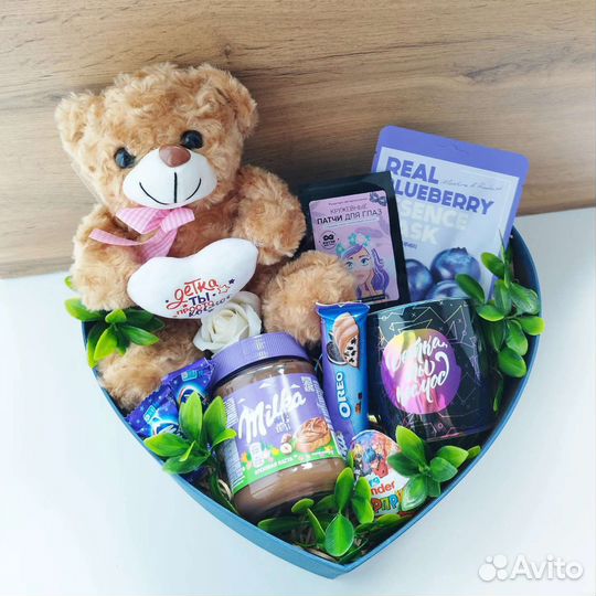 Подарок для девушки,подарочный бокс сердце