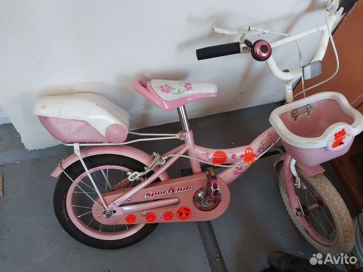 Велосипед для девочки 4-6 лет