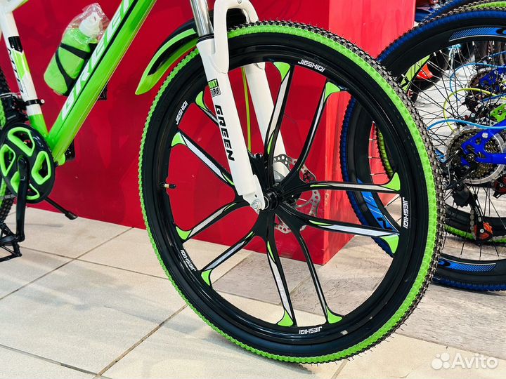 Велосипед горный на литых дисках 26R (бело-зел)