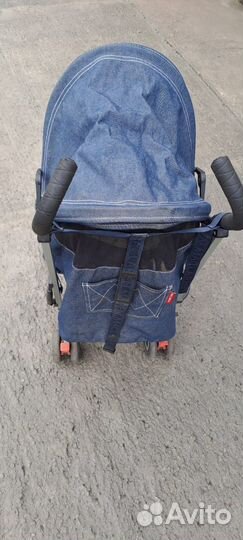 Прогулочная коляска трость maclaren