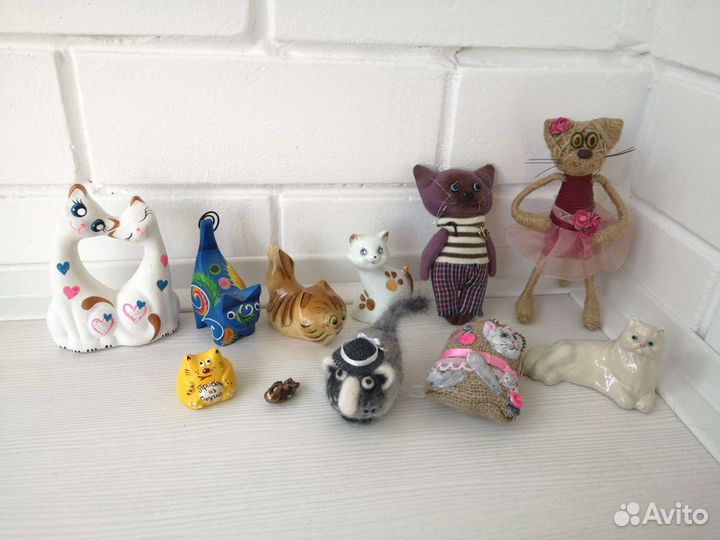Фигурки кошек коллекция