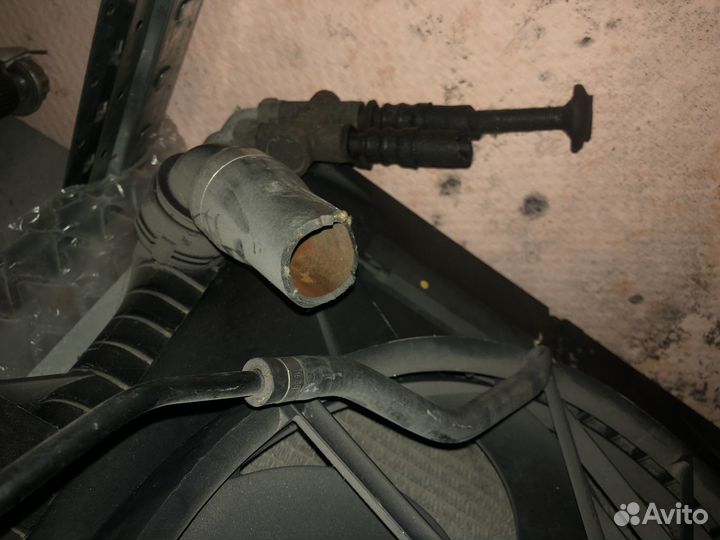 Радиатор Volkswagen Touareg 1 2005