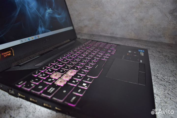 Игровой ноутбук на Core i5-11400H/ RTX 3060/144 hz