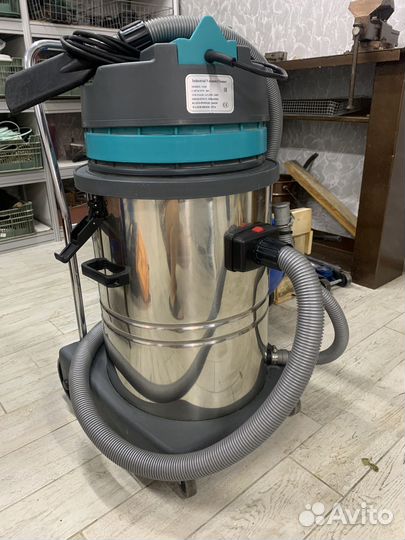 Трехтурбинный пылесос для автомойки и клининга