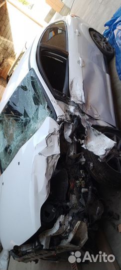 Ford Focus 1.6 AMT, 2013, битый, 275 000 км