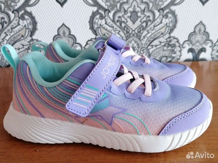 Кроссовки лёгкие для девочки 29