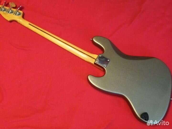 Fender Jazz Bass Silver 2009. Mexico