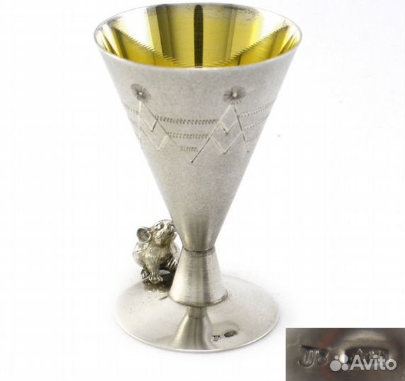 Фигурная рюмка «Мышка». Серебро