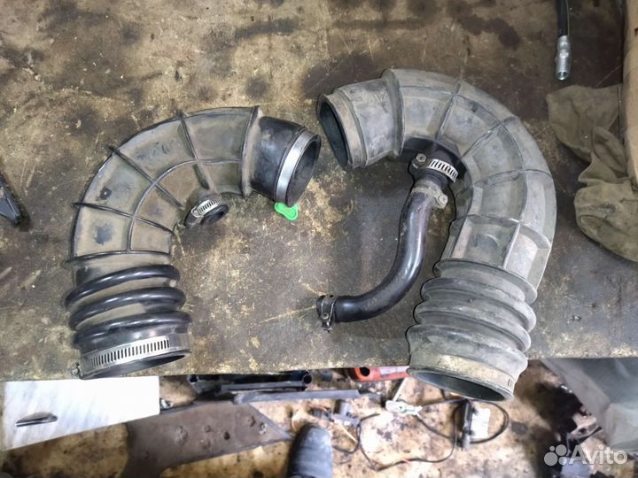 Патрубок воздушный впускной ваз 8 кл. и 16 кл