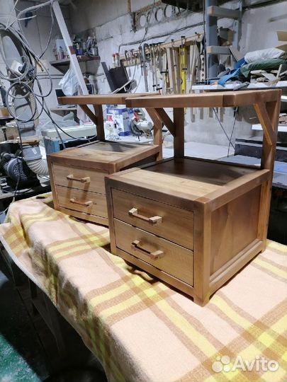 Тумбочка прикроватная из массива