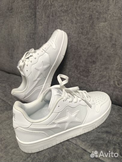 Кроссовки белые р 43