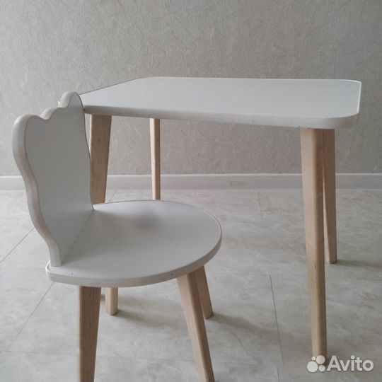 Детский стол и стул IKEA