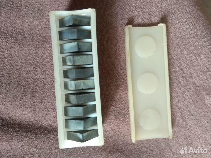 Пластины твердосплавные уп 203