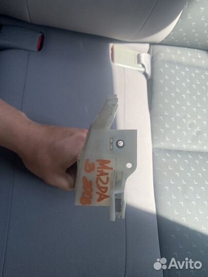 Кронштейн переднего бампера мазда 3 BK (2003-2008)