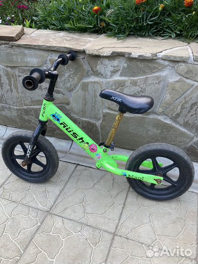 Детский беговел