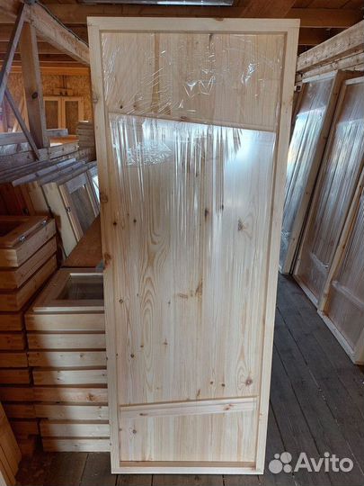 Дверь для бани из сосны