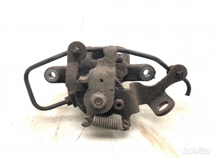 Суппорт задний левый Peugeot Partner 2 1.6 HDI