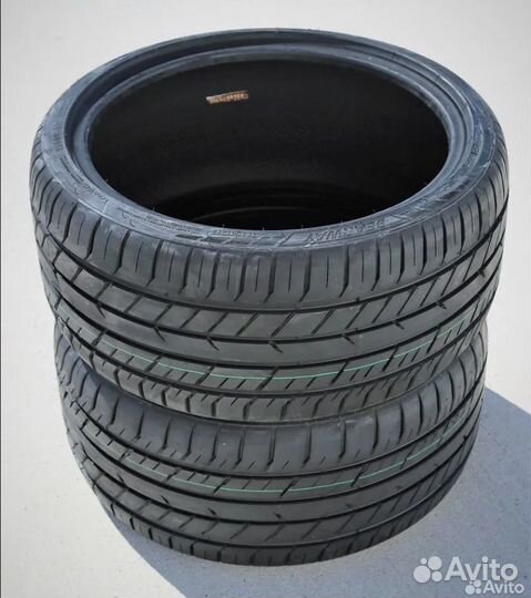 Bearway BW118 315/30 R22 и 275/35 R22 105W