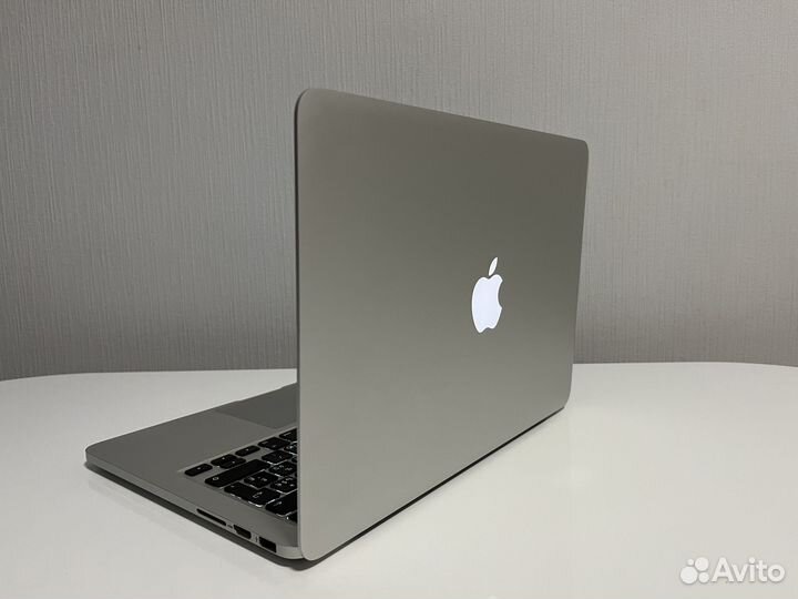 Apple MacBook Pro 13 retina 2015 A1502