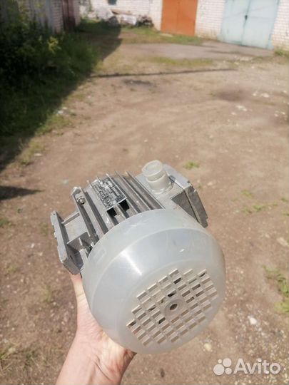 Электродвигатель