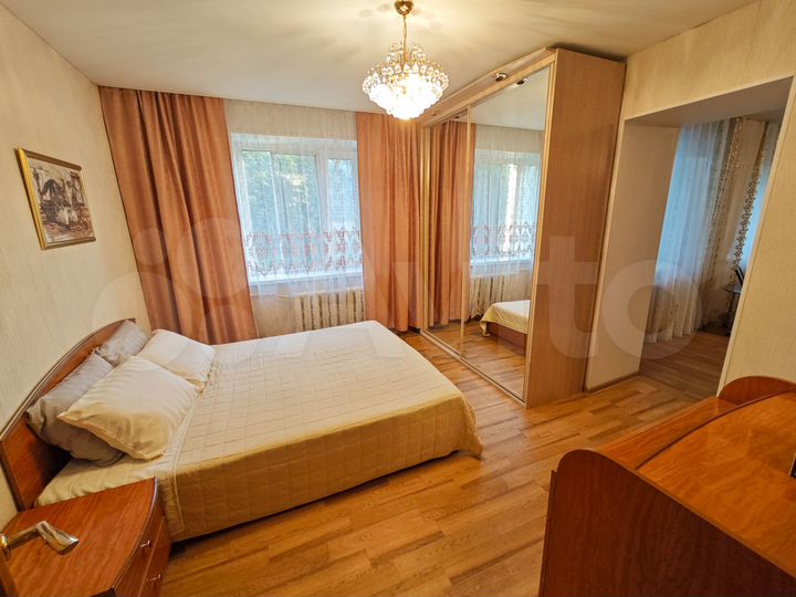 3-к. квартира, 80 м², 4/5 эт.