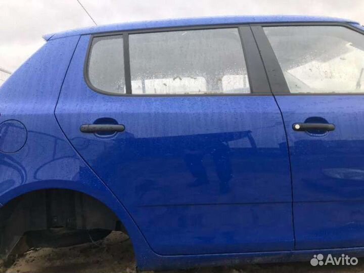 Дверь задняя правая Skoda Fabia 2 2009