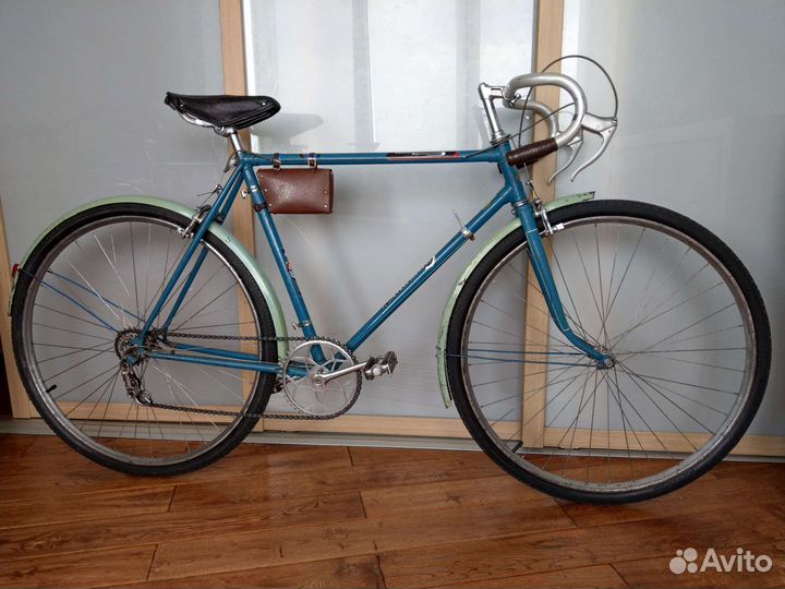 Редкий хвз Спутник В37 1965 г.в. в стоке