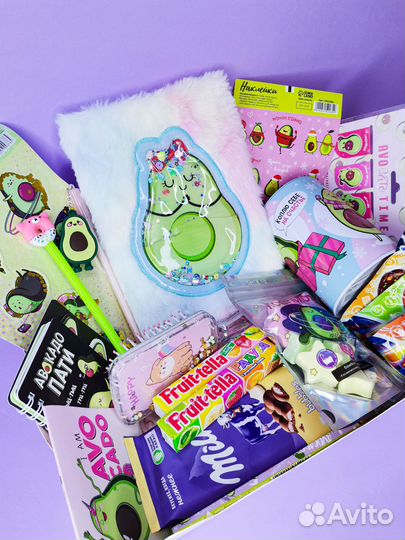 Подарочный Мега бокс для девочки, Авокадо-бокс