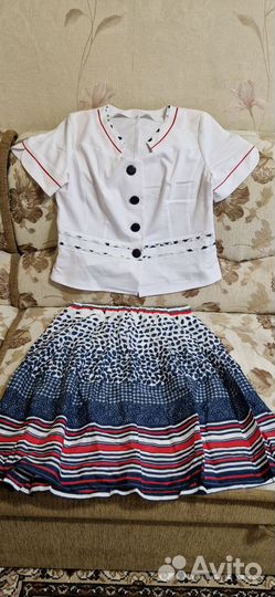 Костюм пиджак и юбка лето 50-52р